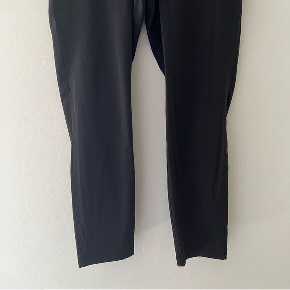 Lululemon Pants On The Fly Pants Ankle Tapered Pull On Black Size 4 Travel - Picture 3 of 9